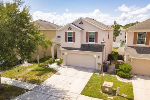 Villa ou maison à vendre à Kissimmee, Floride: 4 chambres, 214.33 m2 № 1322066 - photo 1