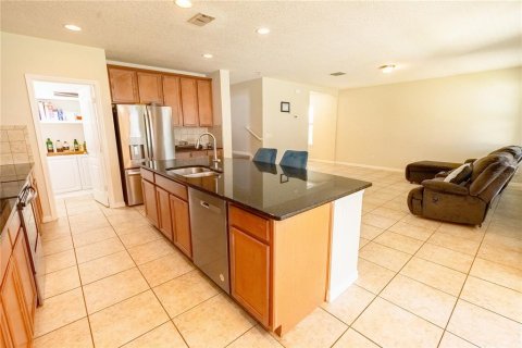 Casa en venta en Kissimmee, Florida, 4 dormitorios, 214.33 m2 № 1322066 - foto 5