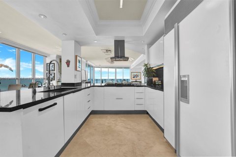 Condominio en venta en Hollywood, Florida, 3 dormitorios, 257.99 m2 № 1294508 - foto 29