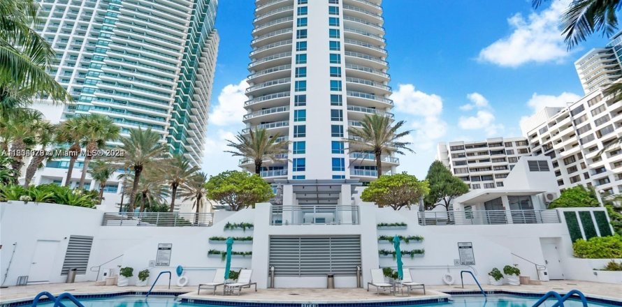 Condo in Hollywood, Florida, 3 bedrooms  № 1294508