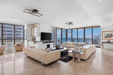 Condominio en venta en Hollywood, Florida, 3 dormitorios, 257.99 m2 № 1294508 - foto 13