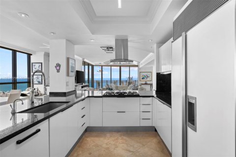 Condominio en venta en Hollywood, Florida, 3 dormitorios, 257.99 m2 № 1294508 - foto 17