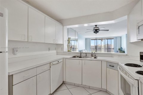 Copropriété à vendre à Tamarac, Floride: 2 chambres, 113.25 m2 № 1347972 - photo 16