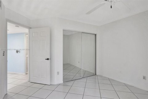 Copropriété à vendre à Tamarac, Floride: 2 chambres, 113.25 m2 № 1347972 - photo 23