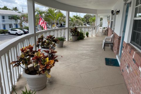 Condo in Ocean Ridge, Florida, 1 bedroom  № 1139262 - photo 4