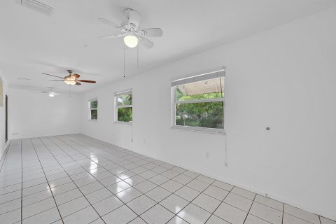 Villa ou maison à vendre à Margate, Floride: 2 chambres, 139.35 m2 № 1139356 - photo 22