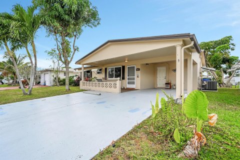 Villa ou maison à vendre à Margate, Floride: 2 chambres, 139.35 m2 № 1139356 - photo 12