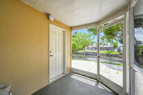 Villa ou maison à vendre à Margate, Floride: 2 chambres, 139.35 m2 № 1139356 - photo 20