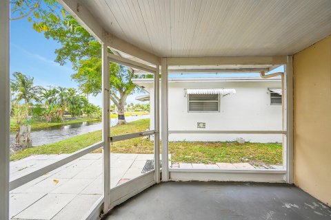 Villa ou maison à vendre à Margate, Floride: 2 chambres, 139.35 m2 № 1139356 - photo 21