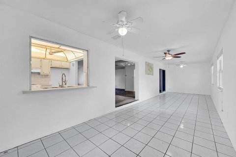 Casa en venta en Margate, Florida, 2 dormitorios, 139.35 m2 № 1139356 - foto 23