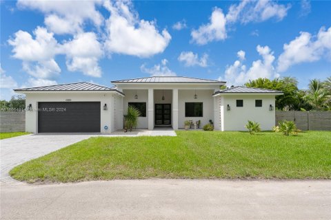 Villa ou maison à vendre à Miami, Floride: 5 chambres, 258.64 m2 № 1380304 - photo 6