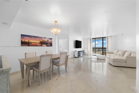 Condo in Aventura, Florida, 2 bedrooms  № 1380389 - photo 4