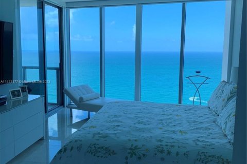 Condo in Sunny Isles Beach, Florida, 4 bedrooms  № 658444 - photo 4