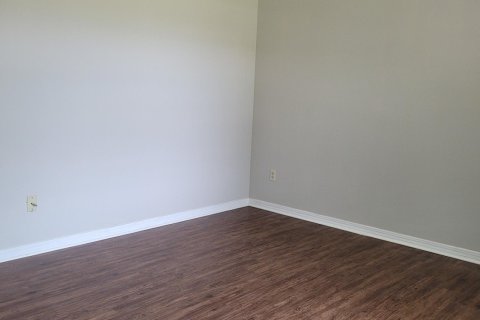 Appartement à louer à Orange Park, Floride: 2 chambres, 83.61 m2 № 875765 - photo 3