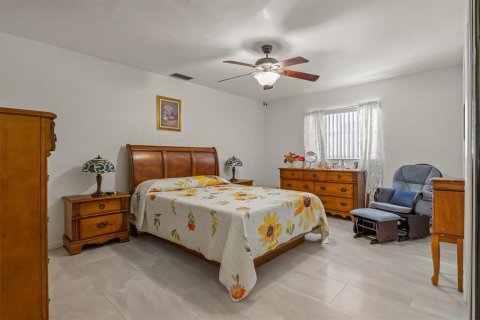 Casa en venta en Winter Haven, Florida, 3 dormitorios, 143.63 m2 № 1394463 - foto 14