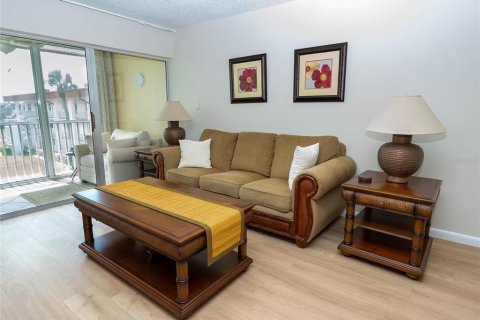 Condominio en venta en Fort Myers, Florida, 1 dormitorio, 75.34 m2 № 1372310 - foto 9