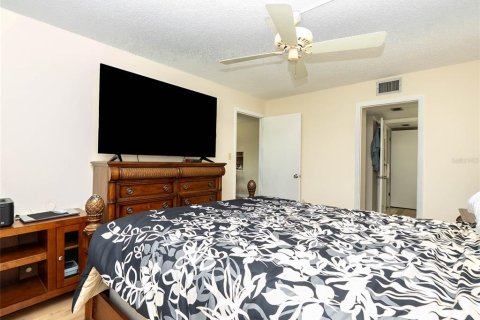 Condominio en venta en Fort Myers, Florida, 1 dormitorio, 75.34 m2 № 1372310 - foto 13