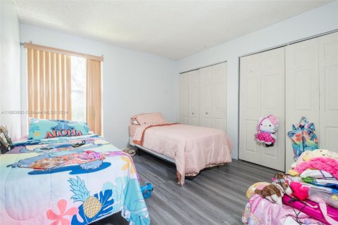 Copropriété à vendre à Lauderhill, Floride: 2 chambres, 106.84 m2 № 1378835 - photo 15