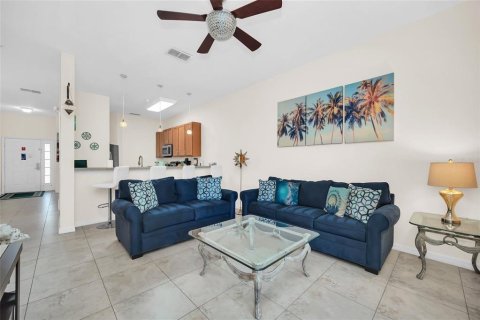 Copropriété à vendre à Davenport, Floride: 2 chambres, 121.42 m2 № 1256395 - photo 13