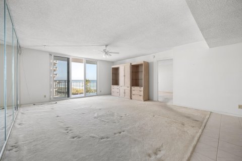 Condominio en venta en Juno Beach, Florida, 2 dormitorios, 163.51 m2 № 992141 - foto 23