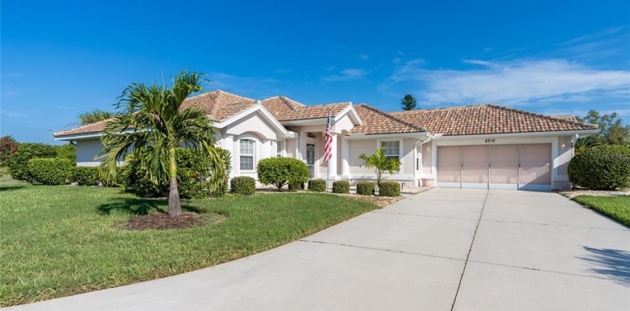 Casa en Englewood, Florida 3 dormitorios, 175.49 m2 № 1382120