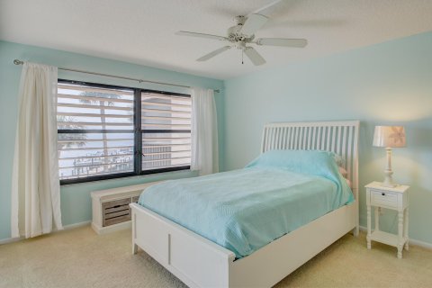 Condo in Stuart, Florida, 2 bedrooms  № 1097770 - photo 12