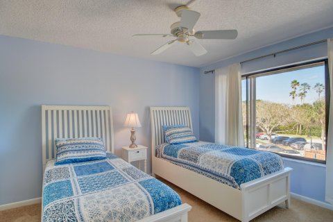 Condo in Stuart, Florida, 2 bedrooms  № 1097770 - photo 9