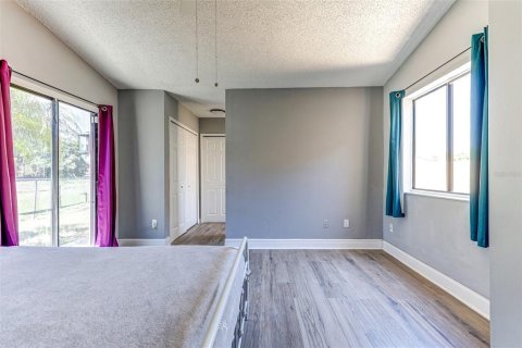 Duplex à vendre à Orlando, Floride: 3 chambres, 121.89 m2 № 1115635 - photo 8