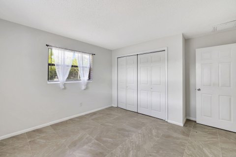 Immobilier commercial à vendre à Stuart, Floride: 156.63 m2 № 1097725 - photo 8