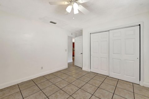 Купить коммерческую недвижимость в Стьюарт, Флорида 156.63м2, № 1097725 - фото 28