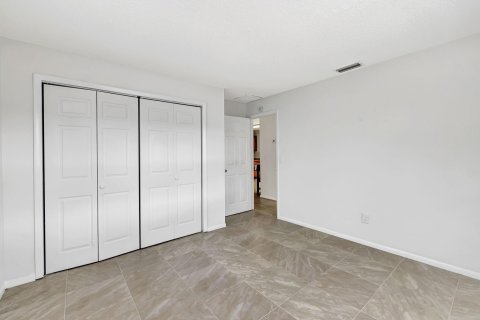 Immobilier commercial à vendre à Stuart, Floride: 156.63 m2 № 1097725 - photo 9