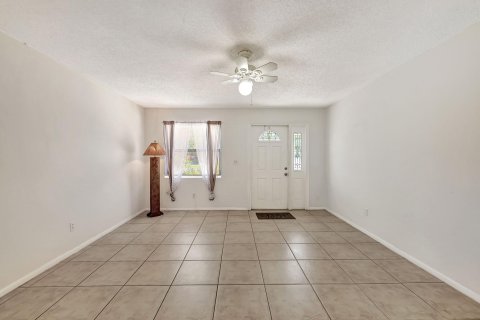 Купить коммерческую недвижимость в Стьюарт, Флорида 156.63м2, № 1097725 - фото 16