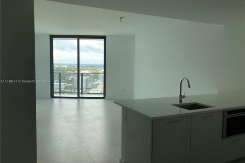 Condominio en venta en Miami, Florida, 2 dormitorios, 106 m2 № 944460 - foto 3