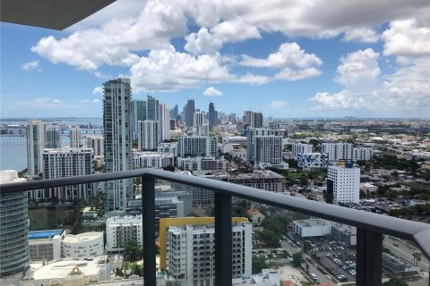 Condominio en venta en Miami, Florida, 2 dormitorios, 106 m2 № 944460 - foto 1