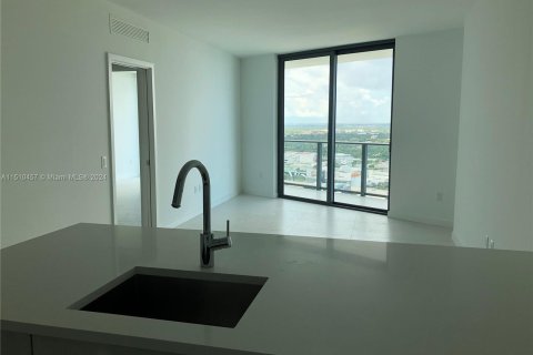 Condominio en venta en Miami, Florida, 2 dormitorios, 106 m2 № 944460 - foto 2