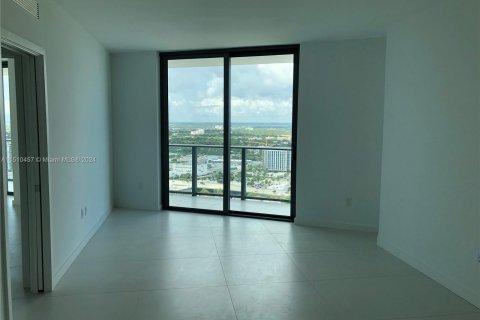 Condominio en venta en Miami, Florida, 2 dormitorios, 106 m2 № 944460 - foto 14