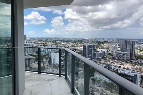 Condominio en venta en Miami, Florida, 2 dormitorios, 106 m2 № 944460 - foto 24
