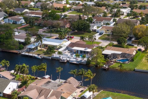 Casa en venta en Delray Beach, Florida, 3 dormitorios, 149.29 m2 № 1014260 - foto 12