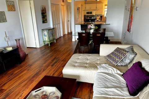 Condo in Pembroke Pines, Florida, 1 bedroom  № 1014319 - photo 18