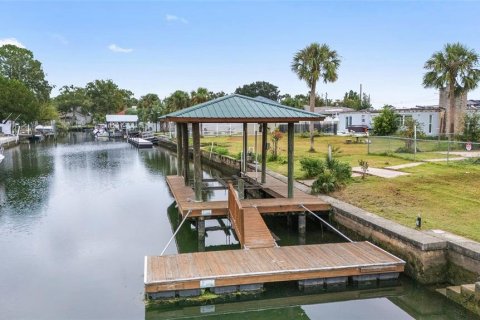 Terreno en venta en Crystal River, Florida № 1358218 - foto 5