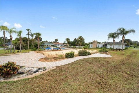 Terreno en venta en Crystal River, Florida № 1358218 - foto 16