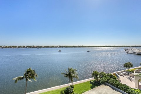 Condo in North Palm Beach, Florida, 2 bedrooms  № 1102370 - photo 27