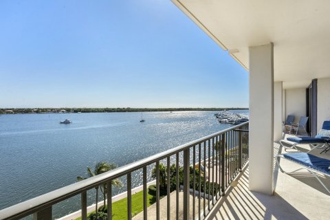 Condo in North Palm Beach, Florida, 2 bedrooms  № 1102370 - photo 11