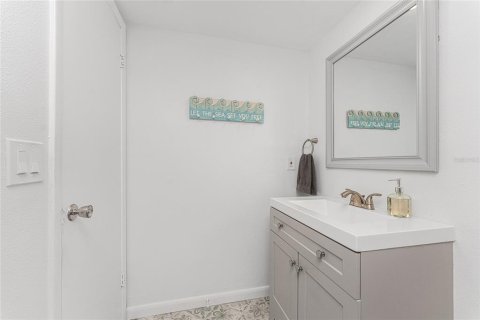 Copropriété à vendre à Rotonda, Floride: 1 chambre, 72.46 m2 № 1351469 - photo 27