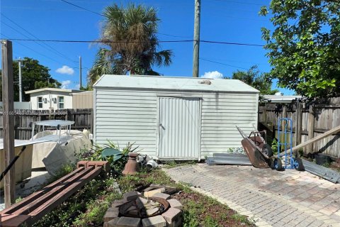 Villa ou maison à vendre à Pompano Beach, Floride: 3 chambres, 90.86 m2 № 1377475 - photo 11