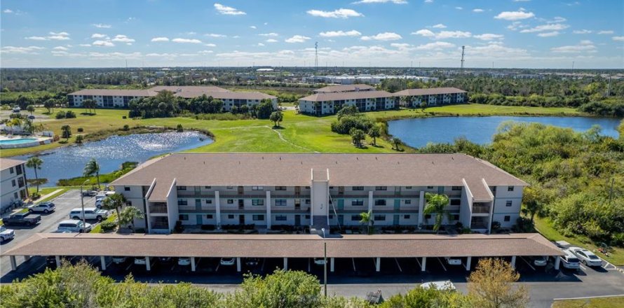 Condo in Punta Gorda, Florida, 2 bedrooms  № 1301666