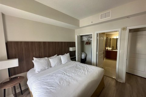 Condominio en venta en Orlando, Florida, 1 dormitorio, 62.34 m2 № 565729 - foto 16