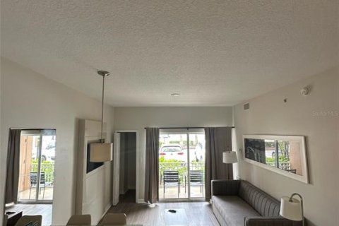 Condominio en venta en Orlando, Florida, 1 dormitorio, 62.34 m2 № 565729 - foto 20