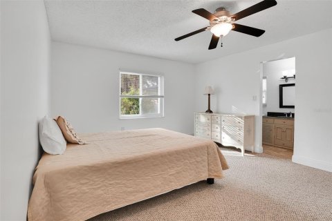 Casa en venta en Tampa, Florida, 3 dormitorios, 136.38 m2 № 637042 - foto 26