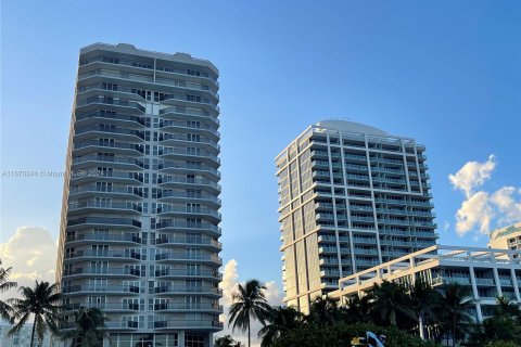 Condominio en venta en Miami Beach, Florida, 2 dormitorios, 105.91 m2 № 1389536 - foto 3